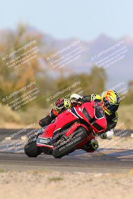 media/Mar-09-2024-SoCal Trackdays (Sat) [[bef1deb9bf]]/12-Turn 2 (245pm)/